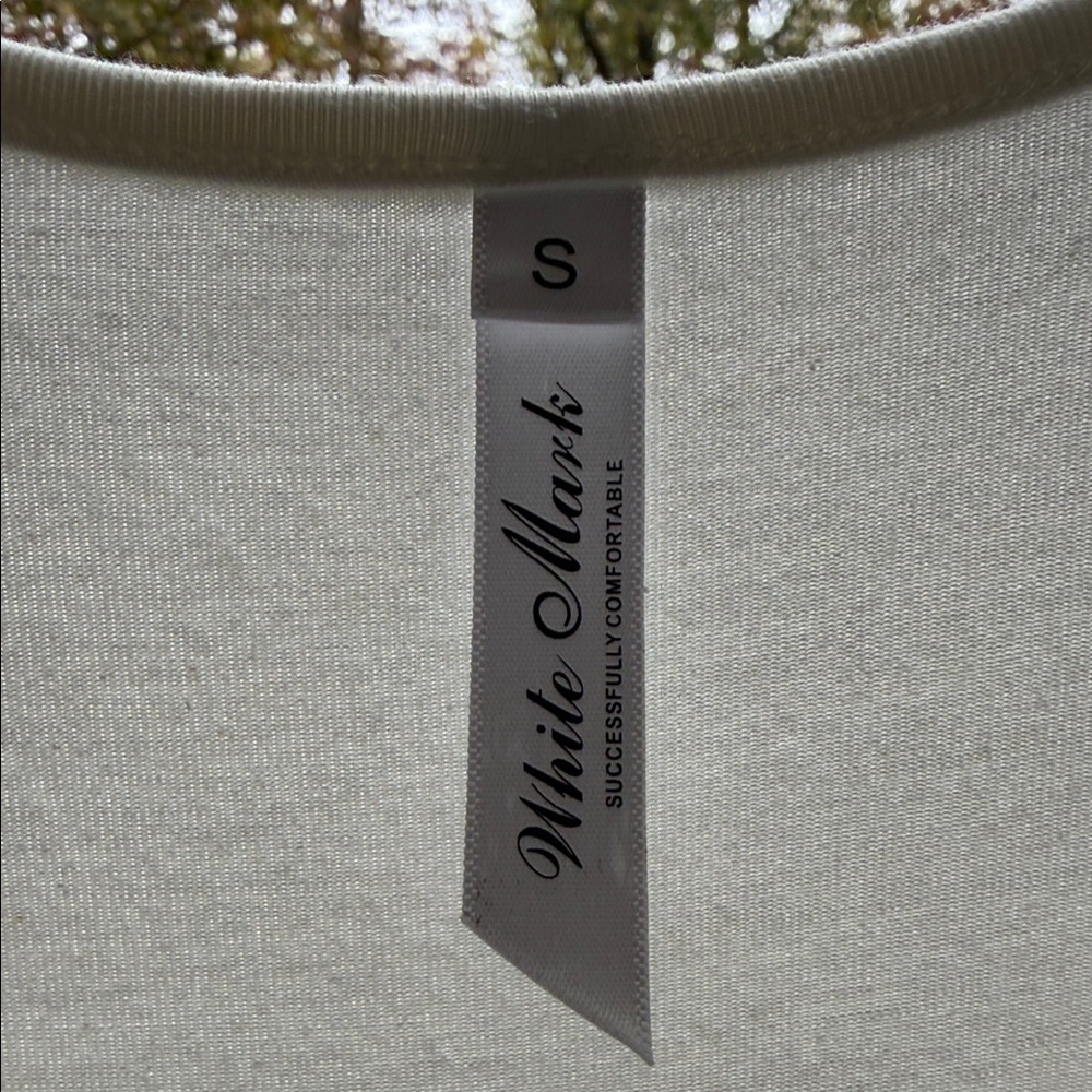 NWOTS White Mark Cream V-Neck Tunic - Picture 2 of 5